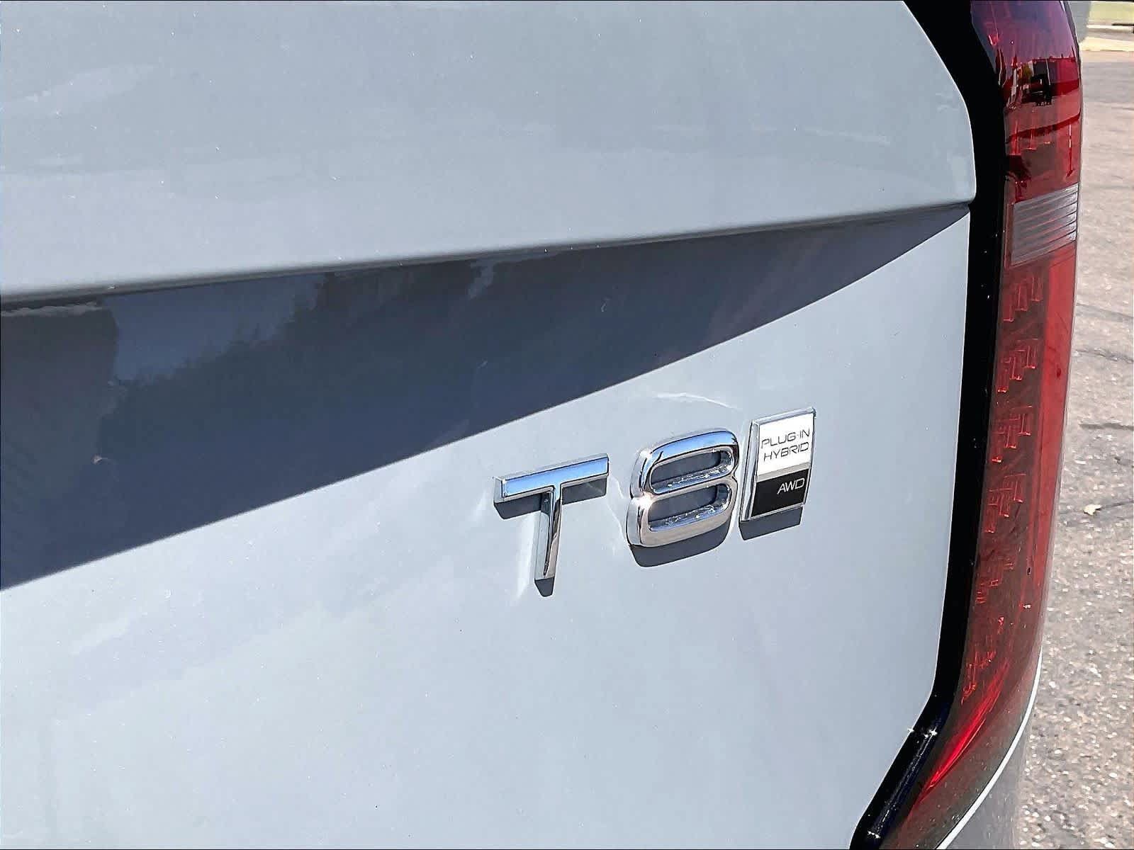 New 2026 Volvo XC90 T8 Plus w/ Protection Package AWD/4WD image 26