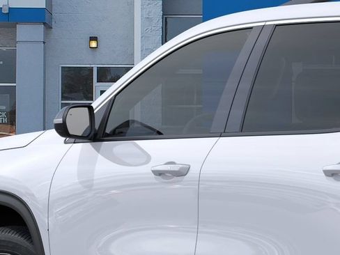 New 2026 Chevrolet Traverse LT w/ Sun and Wheel Package FWD image 13