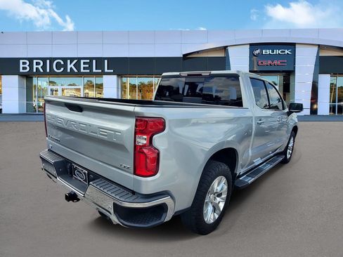Used 2021 Chevrolet Silverado 1500 LTZ w/ Z71 Off-Road Package AWD/4WD image 3