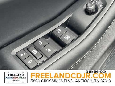 New 2025 Jeep Grand Cherokee Altitude w/ Trailer Tow Package AWD/4WD image 23