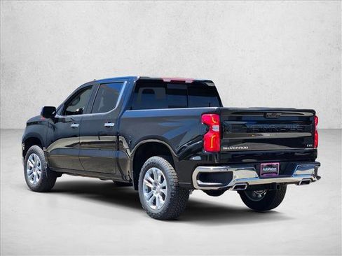 New 2026 Chevrolet Silverado 1500 LTZ w/ LTZ Premium Package AWD/4WD image 9