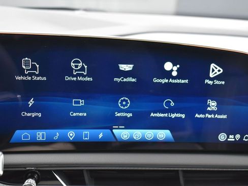 New 2026 Cadillac Optiq Sport 2 image 19