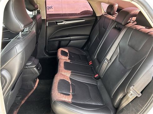 Used 2016 Ford Fusion Titanium image 31