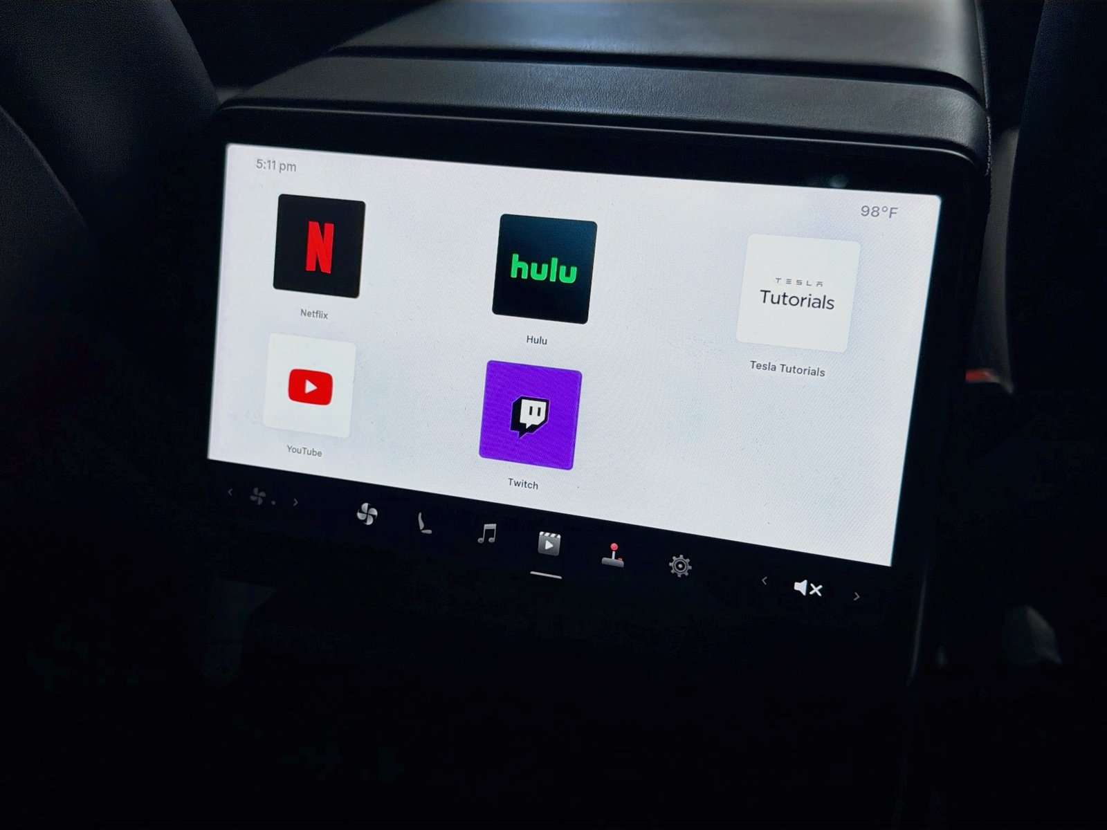 Used 2025 Tesla Model 3 RWD image 17