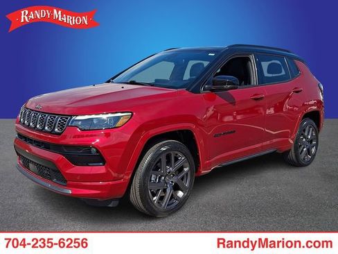 Used 2024 Jeep Compass Limited w/ Driver Assist Group I AWD/4WD image 1