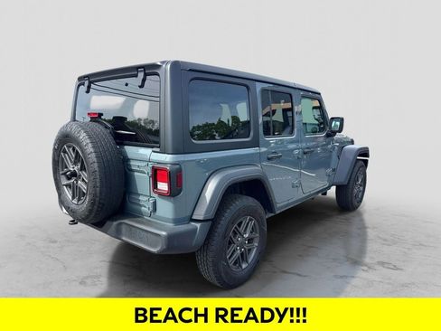 Used 2024 Jeep Wrangler Unlimited Sport AWD/4WD image 5