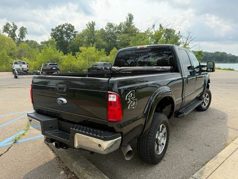 Used 2015 Ford F250 Lariat w/ Lariat Ultimate Package AWD/4WD image 5