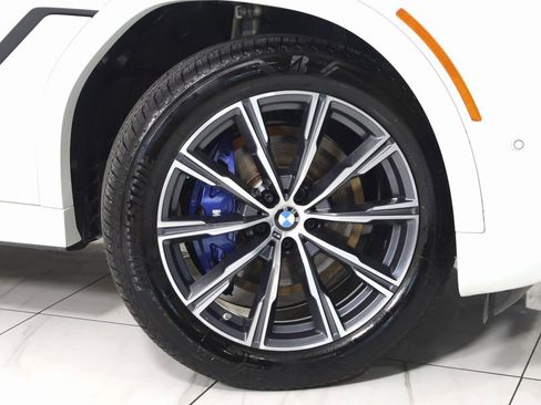 Used 2024 BMW X6 xDrive40i image 16