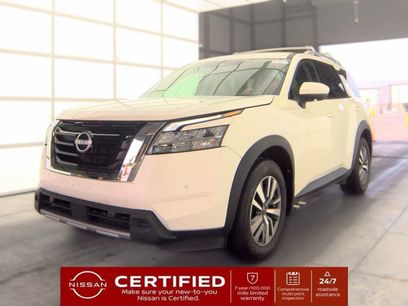 Certified 2023 Nissan Pathfinder SL w/ Black Appearance Package
