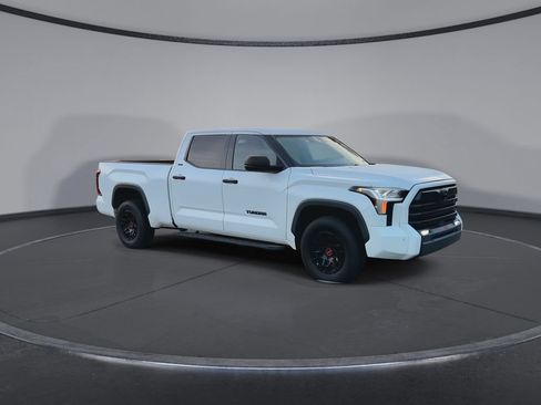Used 2022 Toyota Tundra SR5 AWD/4WD image 2