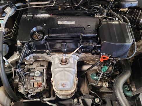 Used 2016 Honda Accord LX image 30