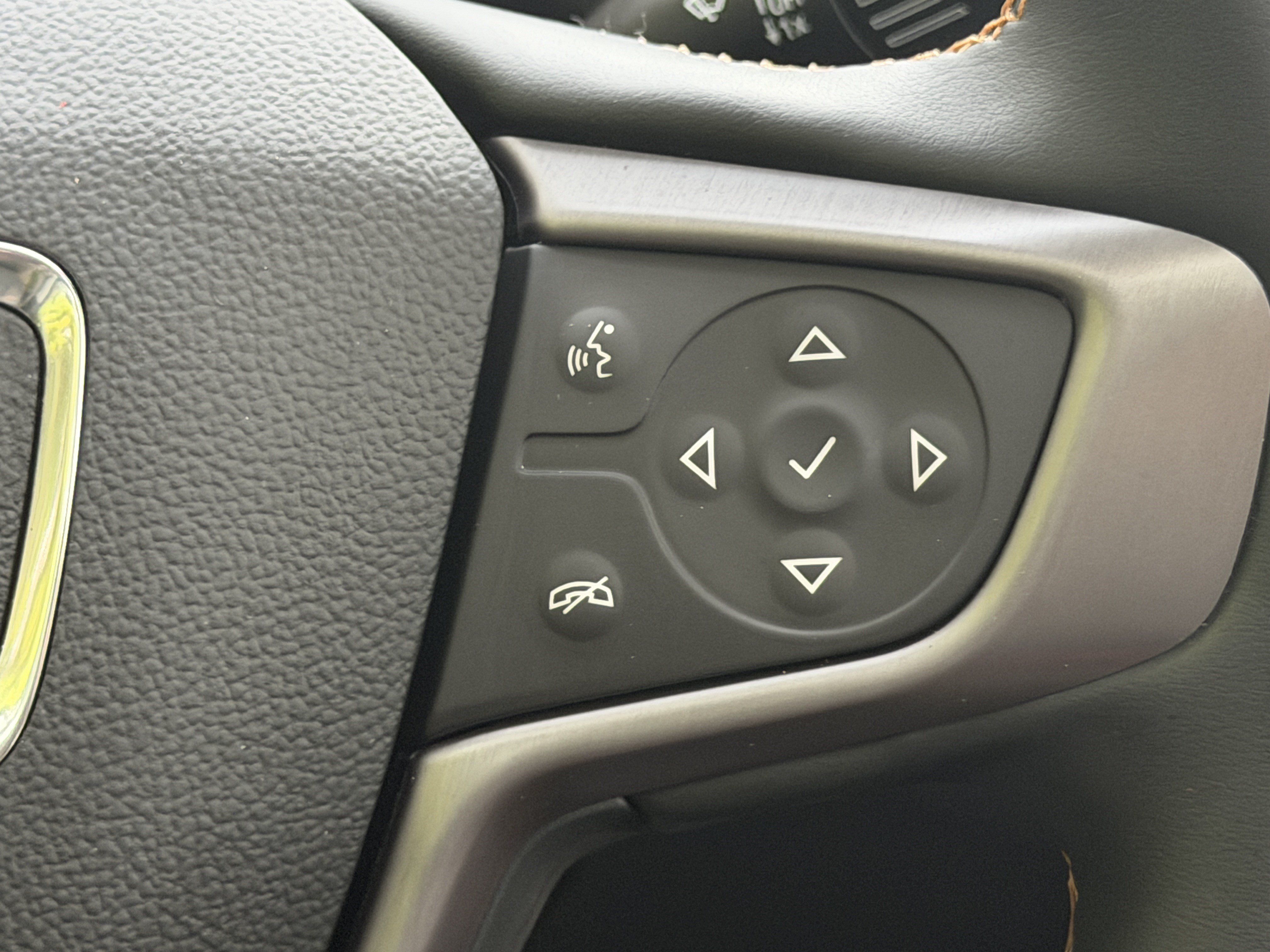 Used 2023 GMC Terrain AT4 w/ Infotainment Package II AWD/4WD image 39