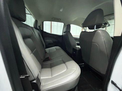 Used 2020 Chevrolet Colorado W/T w/ WT Convenience Package image 14