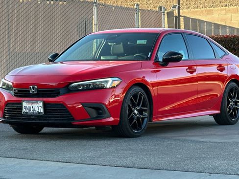 Used 2024 Honda Civic Sport image 8