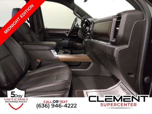 Used 2024 Chevrolet Silverado 2500 High Country w/ Midnight Edition image 36