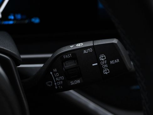 Certified 2024 BMW X5 xDrive50e w/ Executive Package image 39