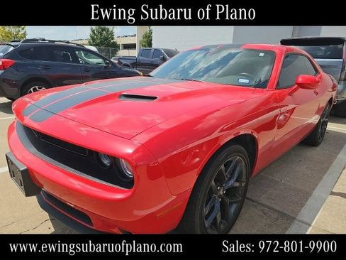 Used 2023 Dodge Challenger SXT w/ Blacktop Package RWD image 2
