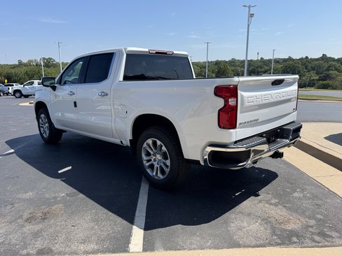 New 2026 Chevrolet Silverado 1500 LTZ w/ Z71 Off-Road Package image 3