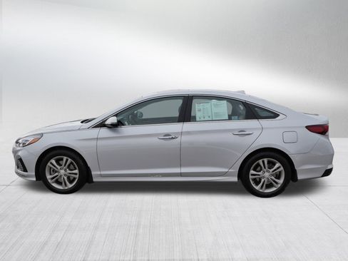 Used 2019 Hyundai Sonata Limited image 4