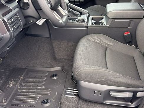 New 2026 Toyota 4Runner SR5 image 28