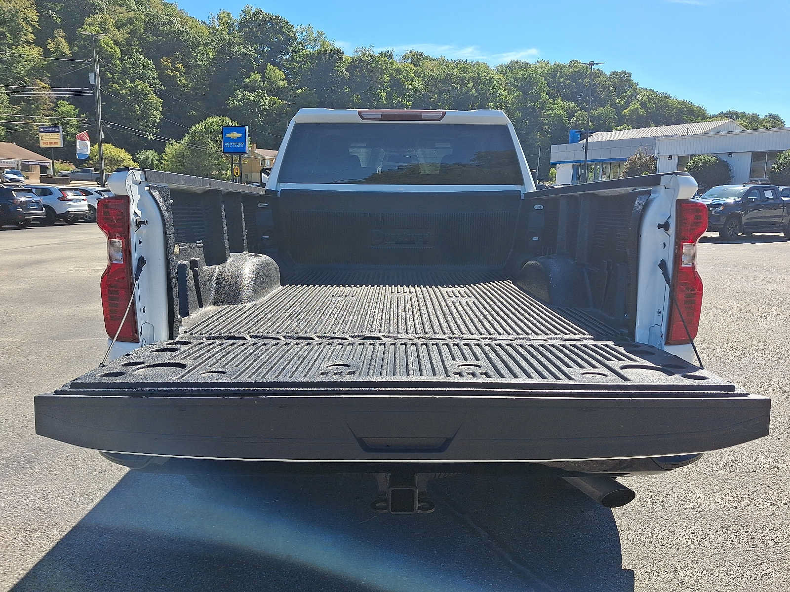 Used 2023 Chevrolet Silverado 2500 Custom w/ Custom Convenience Package AWD/4WD image 28