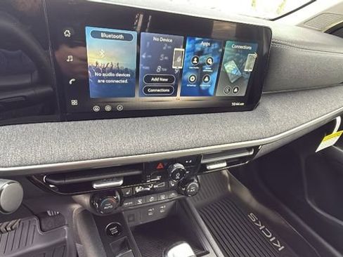 New 2026 Nissan Kicks SV w/ SV Premium Package image 15