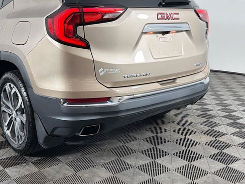 Used 2019 GMC Terrain SLT w/ Preferred Package AWD/4WD image 37