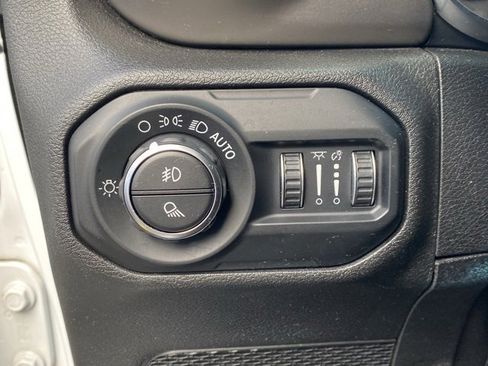 Used 2020 Jeep Gladiator Sport w/ Quick Order Package 24S image 14