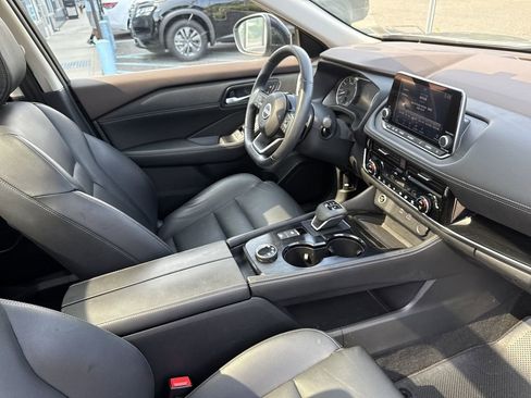 Certified 2022 Nissan Rogue SL AWD/4WD image 28
