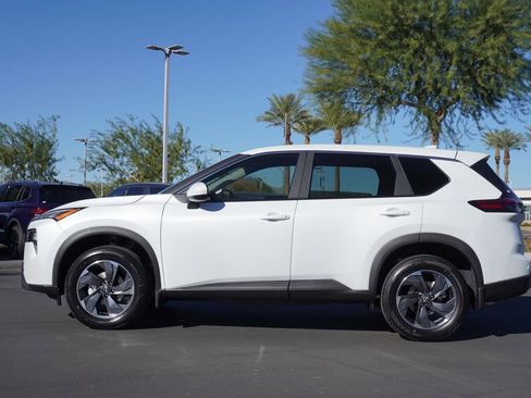 New 2026 Nissan Rogue SV image 2
