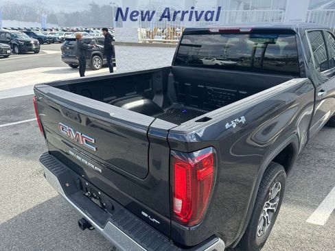 Used 2026 GMC Sierra 1500 SLT image 7