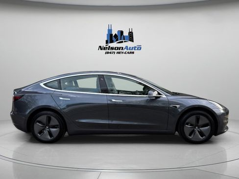 Used 2018 Tesla Model 3 Long Range image 2