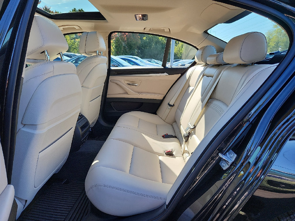 Used 2014 BMW 535d xDrive AWD/4WD image 16
