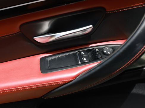 Used 2020 BMW M4 Coupe w/ M Driver's Package image 51