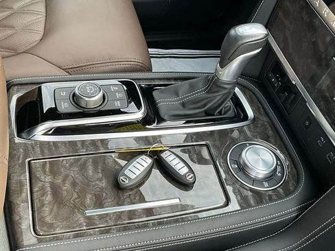 Used 2024 Nissan Armada Platinum w/ Captain's Chairs Package image 25