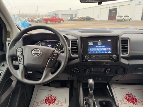 Used 2023 Nissan Frontier SV w/ Technology Package image 14