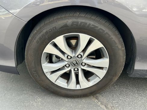 Used 2015 Honda Accord LX image 9