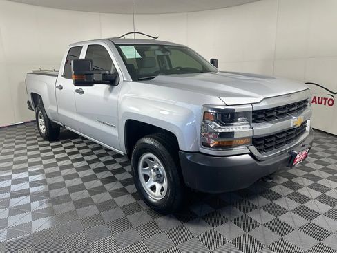 Used 2017 Chevrolet Silverado 1500 4x4 Double Cab image 10