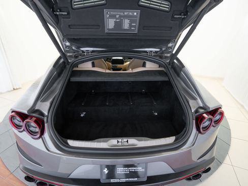 Certified 2018 Ferrari GTC4Lusso image 32