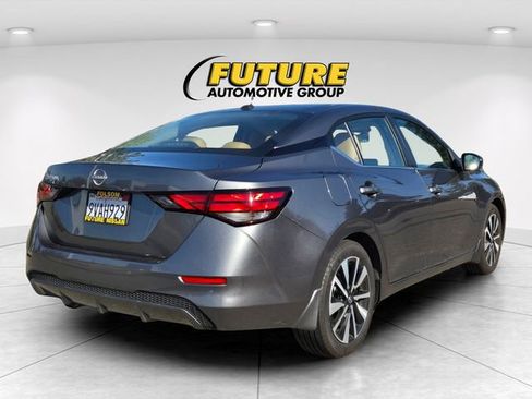 Used 2025 Nissan Sentra SV w/ SV Premium Package image 4