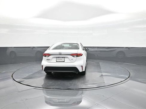 Certified 2026 Toyota Corolla LE image 11