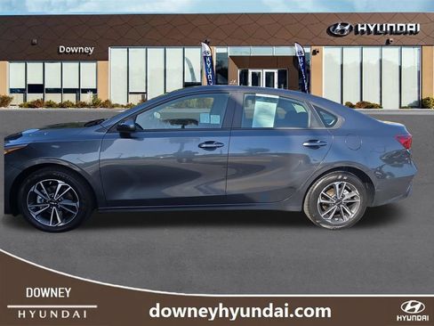 Used 2024 Kia Forte LXS FWD image 2