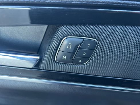 Used 2022 Lincoln Nautilus Reserve image 50