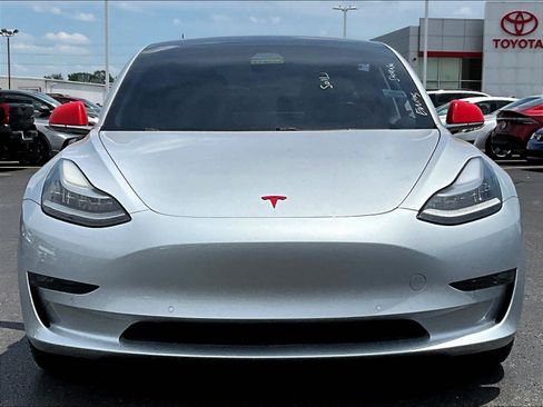 Used 2018 Tesla Model 3 Long Range RWD image 2
