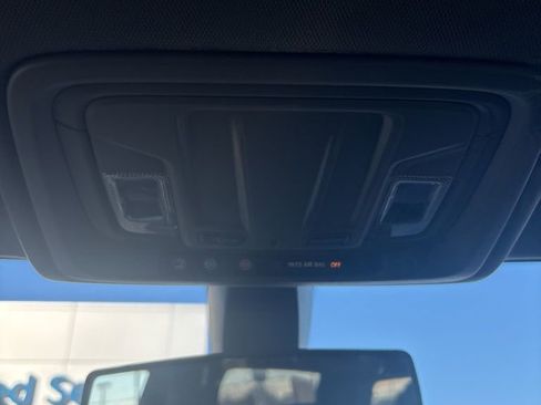 Used 2022 Chevrolet Silverado 1500 LT image 62