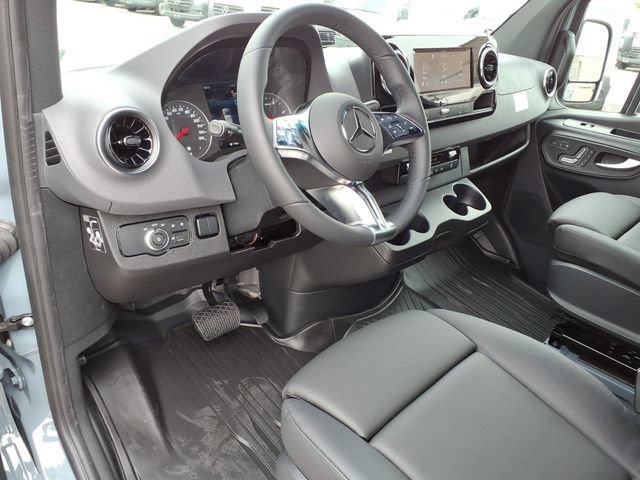 New 2026 Mercedes-Benz Sprinter 2500 image 14