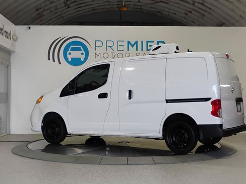 Used 2019 Nissan NV200 S FWD image 4