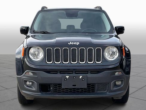 Used 2016 Jeep Renegade Latitude image 3