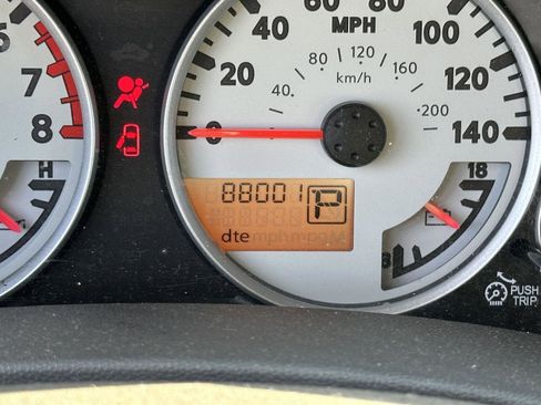 Used 2017 Nissan Frontier Desert Runner image 13