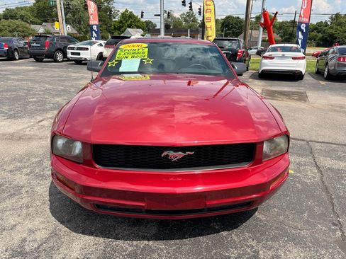 Used 2006 Ford Mustang Coupe RWD image 3